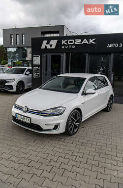 Хэтчбек Volkswagen e-Golf 2018 в Львове