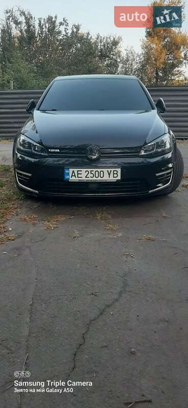 Volkswagen e-Golf 2017