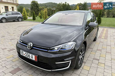 Хетчбек Volkswagen e-Golf 2020 в Сваляві
