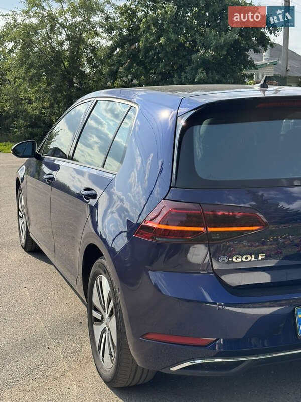 Хэтчбек Volkswagen e-Golf 2018 в Чугуеве