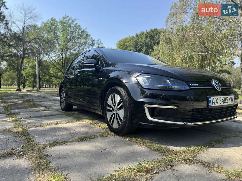 Хетчбек Volkswagen e-Golf 2015 в Харкові фото 3 Хетчбек Volkswagen e-Golf 2015 в Харкові