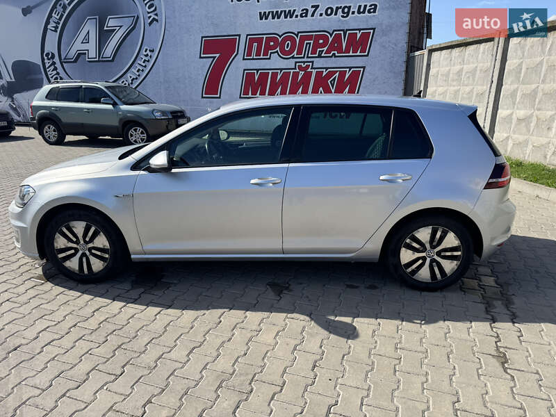 Хетчбек Volkswagen e-Golf 2014 в Хмельницькому