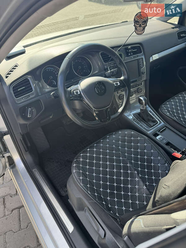 Хетчбек Volkswagen e-Golf 2014 в Хмельницькому