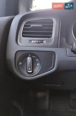 Хэтчбек Volkswagen e-Golf 2015 в Запорожье