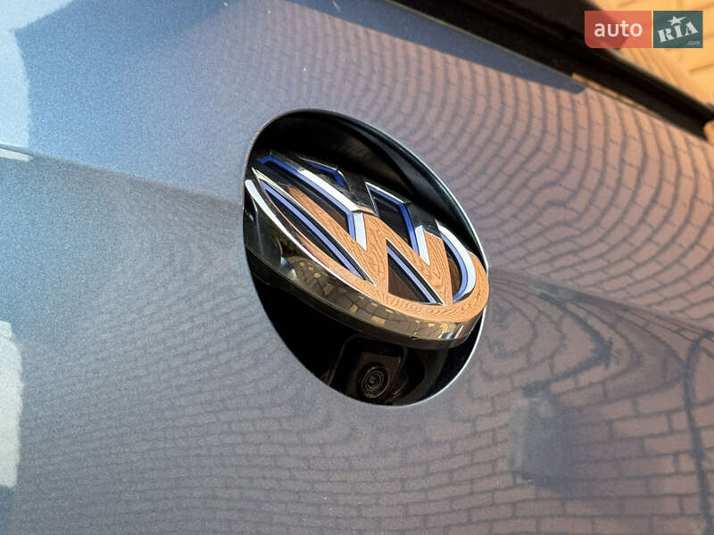 Хетчбек Volkswagen e-Golf 2014 в Вінниці