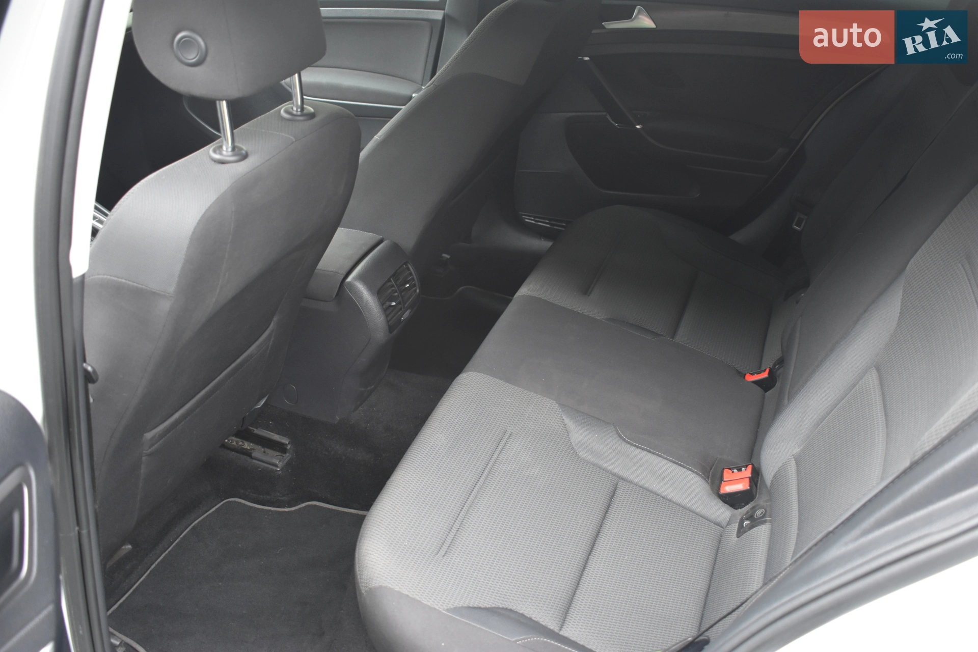 2018 Volkswagen Golf - мініатюра 12