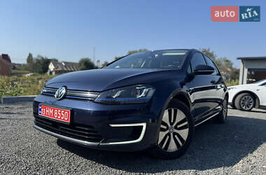 Хетчбек Volkswagen e-Golf 2015 в Рівному
