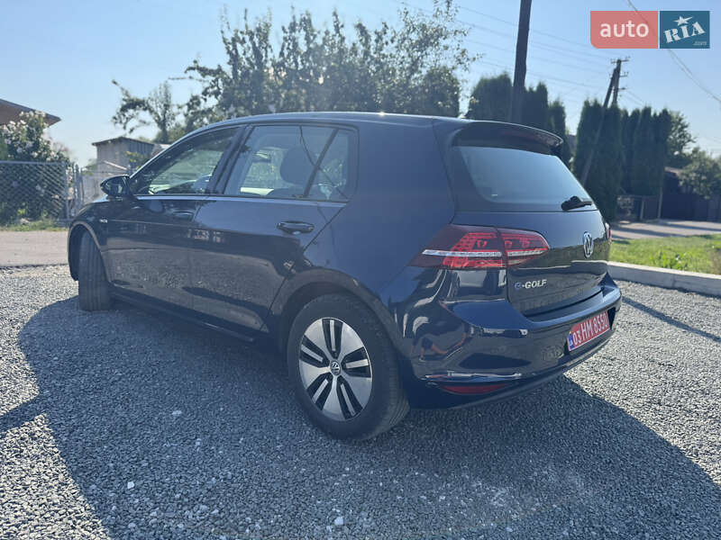 Хетчбек Volkswagen e-Golf 2015 в Рівному