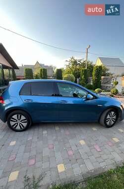 Хэтчбек Volkswagen e-Golf 2015 в Виннице