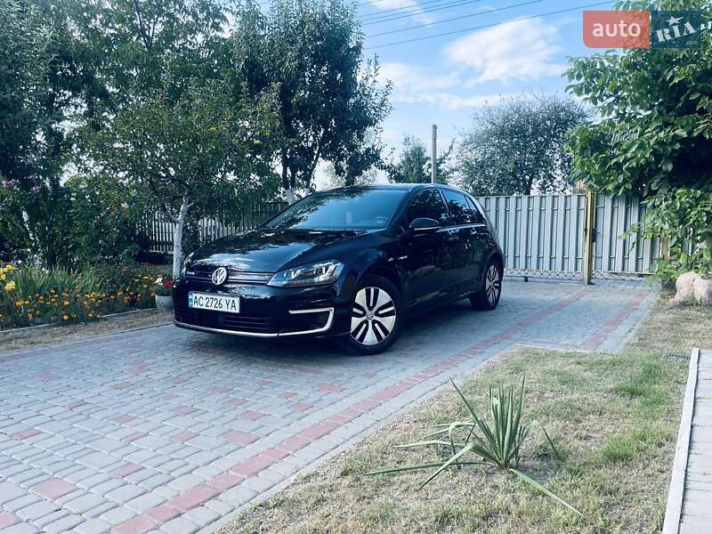 Хэтчбек Volkswagen e-Golf 2014 в Любомле фото 7 Хэтчбек Volkswagen e-Golf 2014 в Любомле