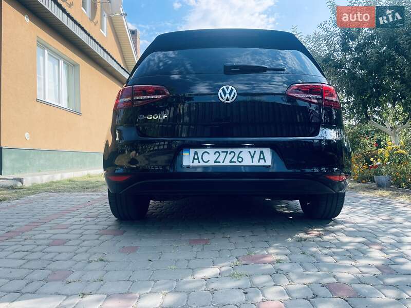 Хэтчбек Volkswagen e-Golf 2014 в Любомле фото 29 Хэтчбек Volkswagen e-Golf 2014 в Любомле