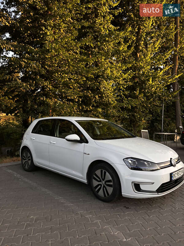 Хетчбек Volkswagen e-Golf 2014 в Львові