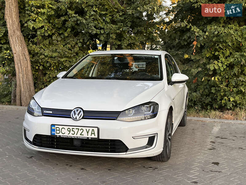 Хетчбек Volkswagen e-Golf 2014 в Львові