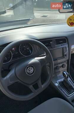 Хетчбек Volkswagen e-Golf 2016 в Умані