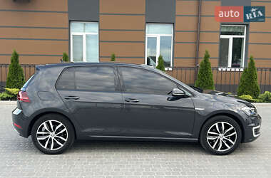 Хэтчбек Volkswagen e-Golf 2020 в Виннице