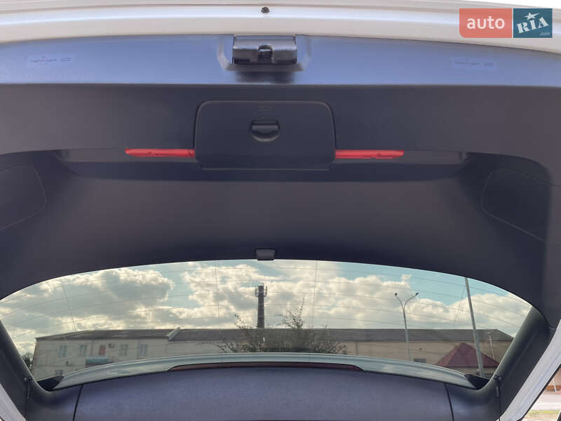 Хетчбек Volkswagen e-Golf 2020 в Павлограді