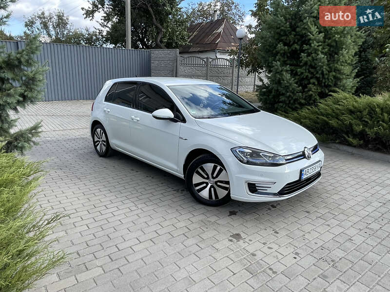 Хетчбек Volkswagen e-Golf 2020 в Павлограді