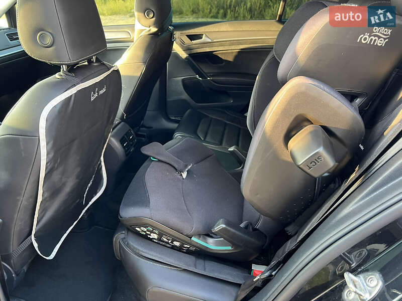 Хетчбек Volkswagen e-Golf 2019 в Львові