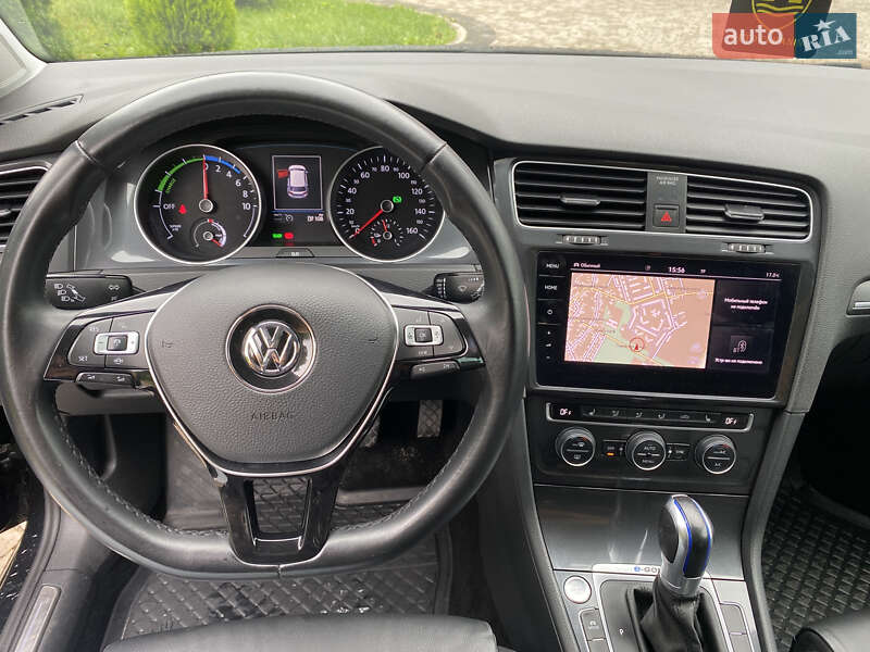 Хэтчбек Volkswagen e-Golf 2018 в Николаеве