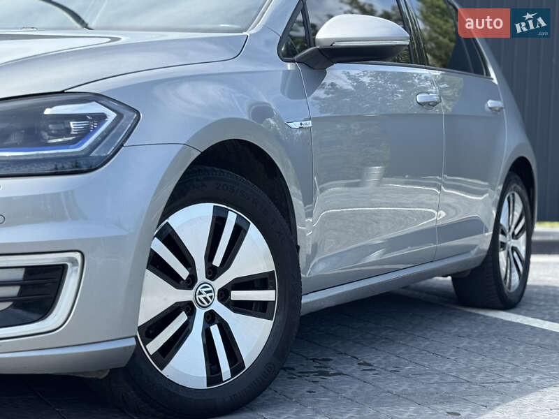 Хетчбек Volkswagen e-Golf 2019 в Самборі