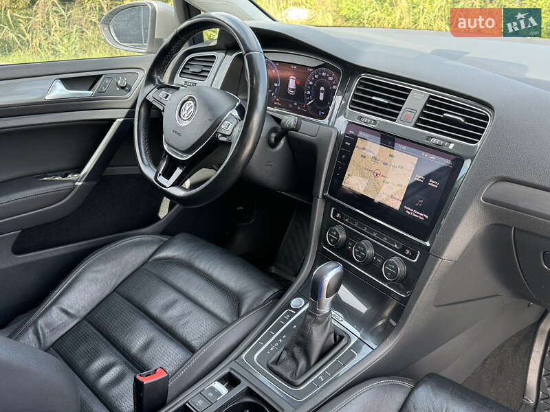 Хетчбек Volkswagen e-Golf 2019 в Самборі