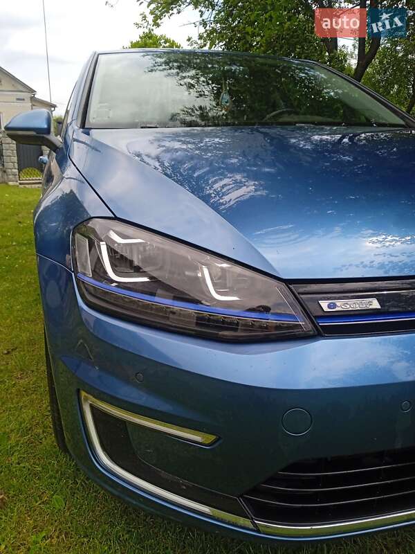 Хэтчбек Volkswagen e-Golf 2015 в Тернополе фото 5 Хэтчбек Volkswagen e-Golf 2015 в Тернополе