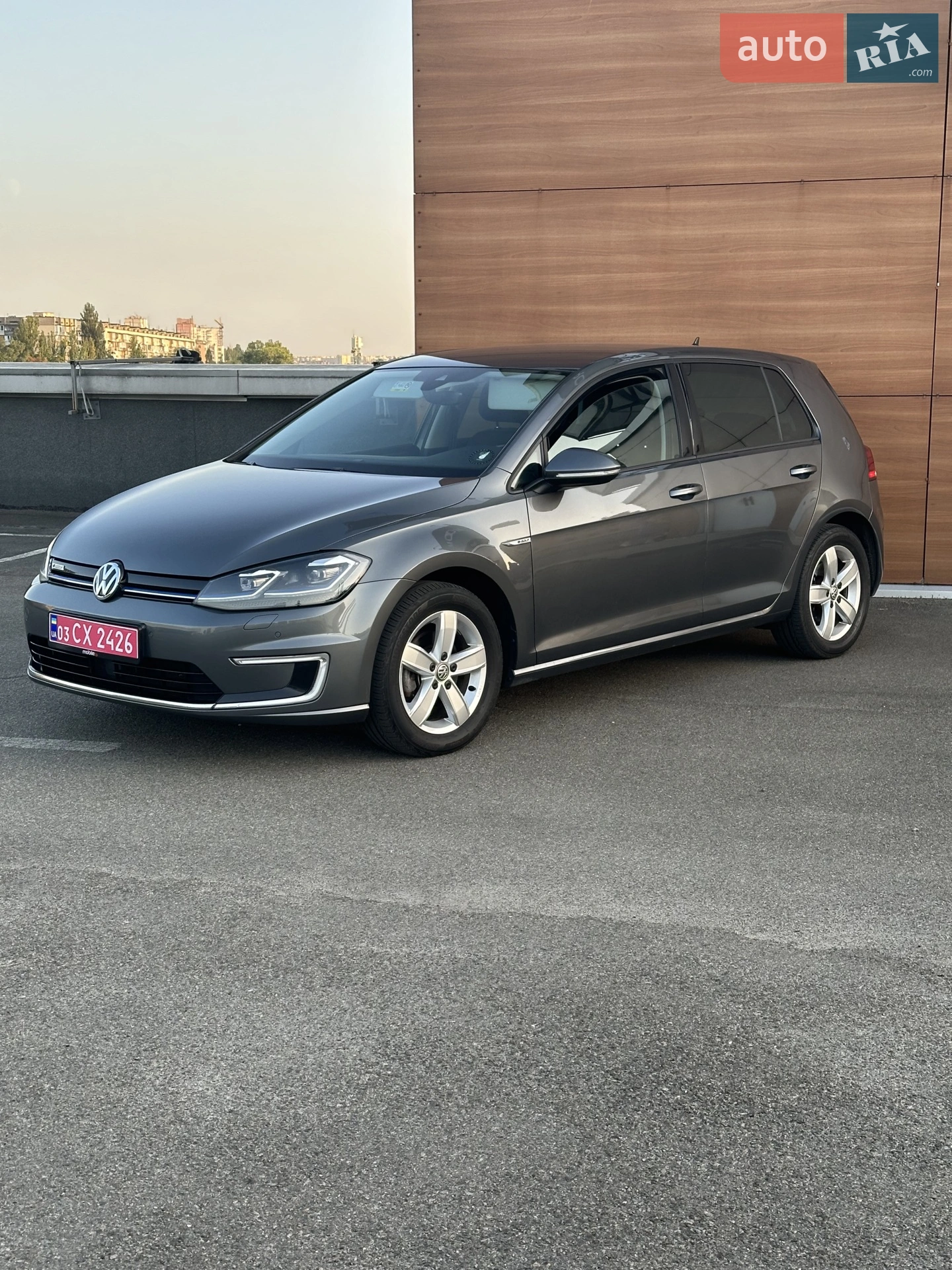 2018 Volkswagen Golf - мініатюра 2
