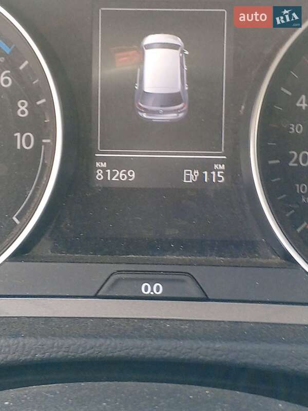 Volkswagen e-Golf 2015