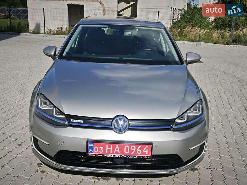Volkswagen e-Golf 2015