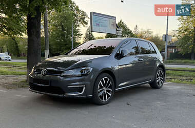 Хэтчбек Volkswagen e-Golf 2020 в Виннице