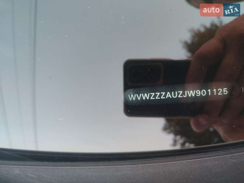 Хетчбек Volkswagen e-Golf 2017 в Кривому Розі