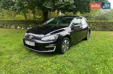 Хэтчбек Volkswagen e-Golf 2014 в Киеве