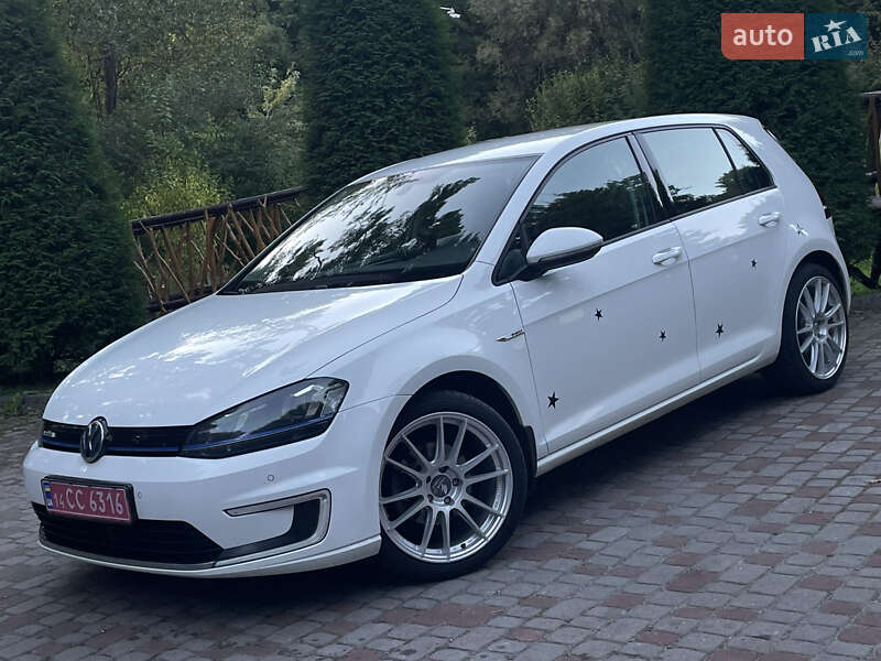 Хетчбек Volkswagen e-Golf 2015 в Львові фото 29 Хетчбек Volkswagen e-Golf 2015 в Львові