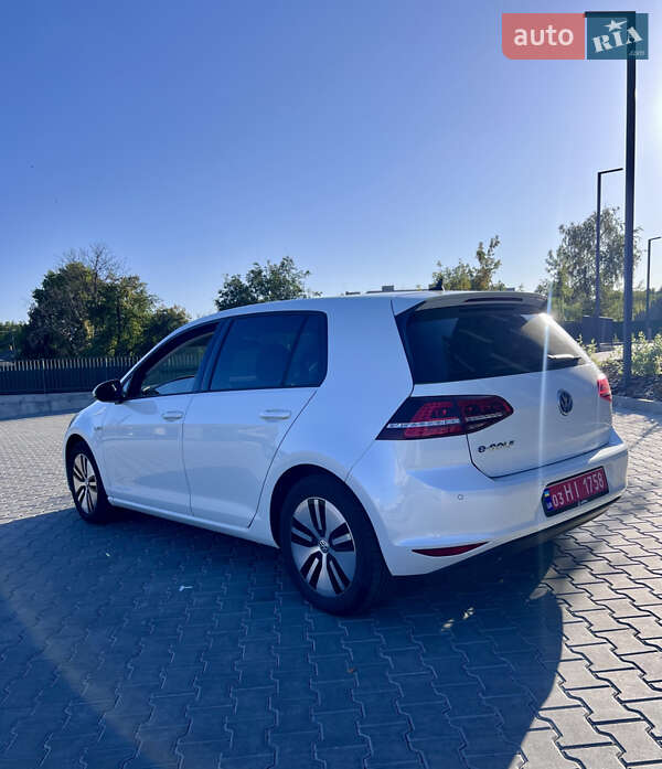 Хэтчбек Volkswagen e-Golf 2014 в Кропивницком