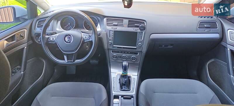 Хэтчбек Volkswagen e-Golf 2014 в Виннице
