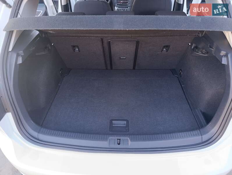 Хэтчбек Volkswagen e-Golf 2014 в Виннице