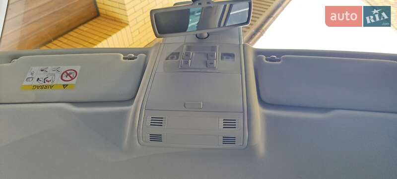 Хэтчбек Volkswagen e-Golf 2014 в Виннице