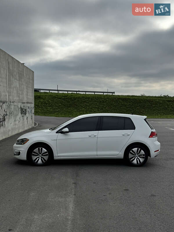 Хетчбек Volkswagen e-Golf 2019 в Львові