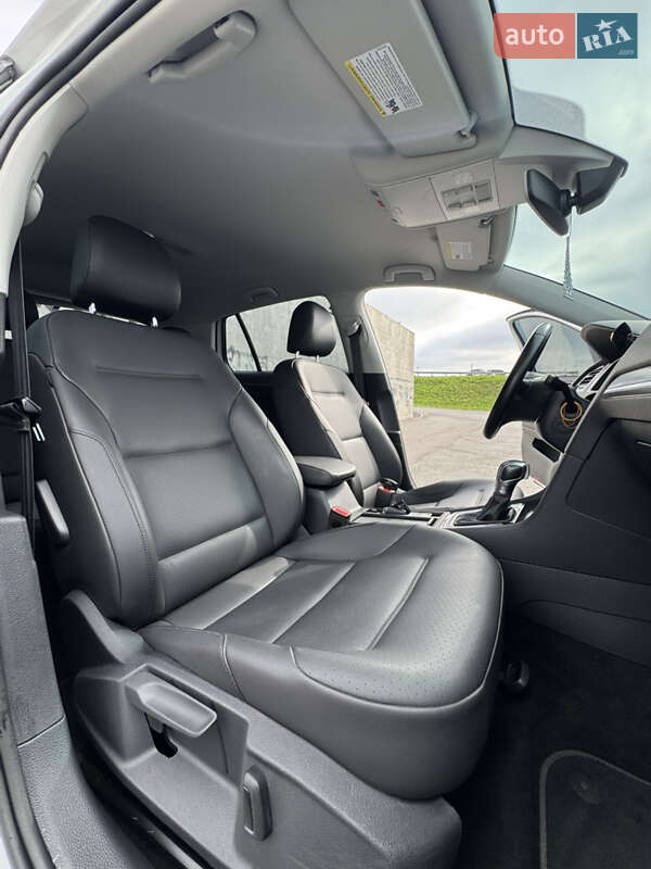 Хетчбек Volkswagen e-Golf 2019 в Львові