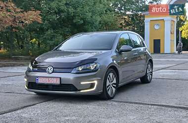 Хетчбек Volkswagen e-Golf 2015 в Жовтих Водах