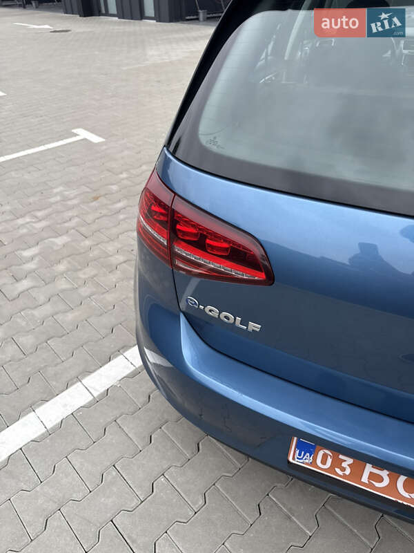 Хетчбек Volkswagen e-Golf 2015 в Луцьку