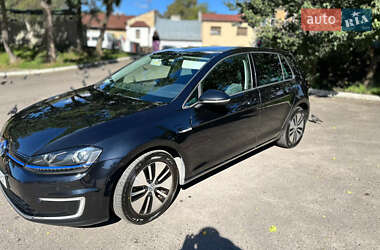 Хетчбек Volkswagen e-Golf 2016 в Львові
