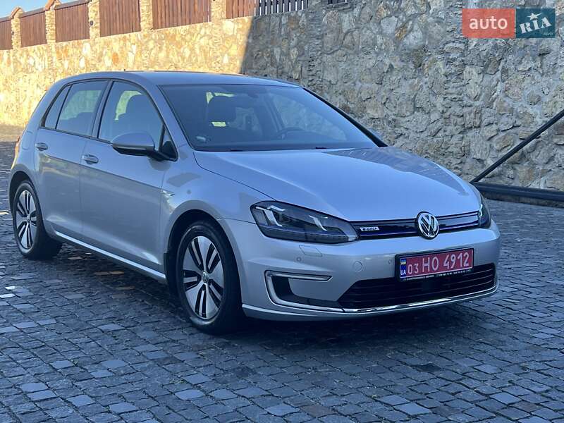 Volkswagen e-Golf 2016