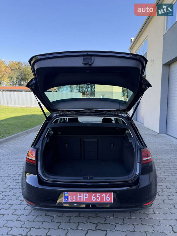 Хетчбек Volkswagen e-Golf 2014 в Радехові