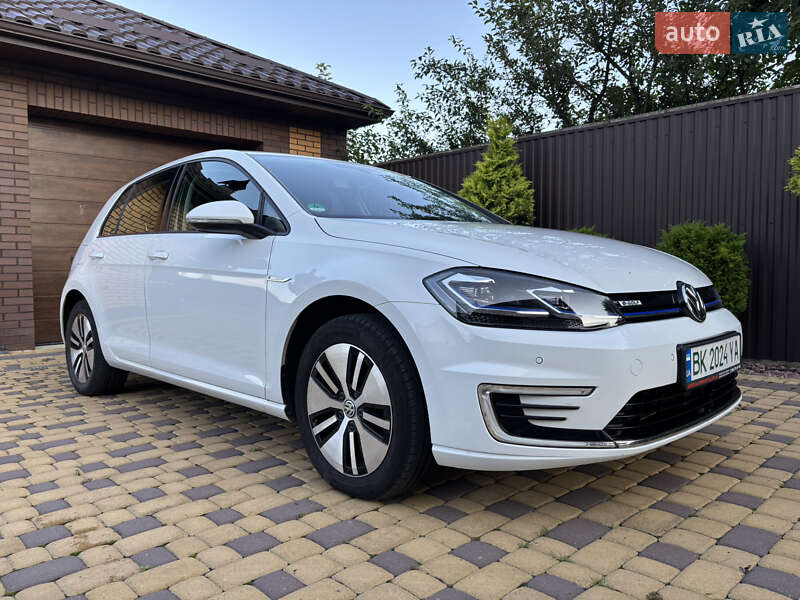 Volkswagen e-Golf 2020 Volkswagen e-Golf 2020
