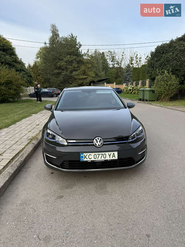 Хетчбек Volkswagen e-Golf 2020 в Луцьку