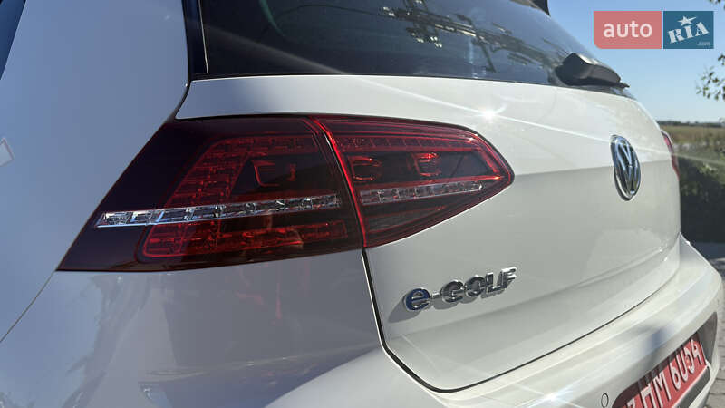 Хэтчбек Volkswagen e-Golf 2015 в Луцке