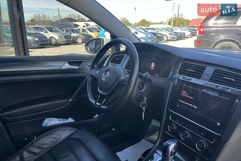 Хэтчбек Volkswagen e-Golf 2018 в Коломые фото 23 Хэтчбек Volkswagen e-Golf 2018 в Коломые