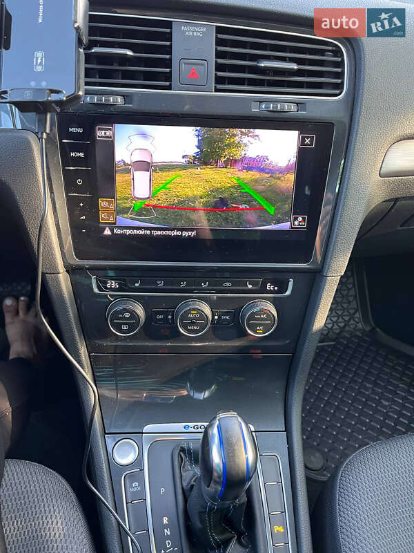 Хетчбек Volkswagen e-Golf 2019 в Івано-Франківську