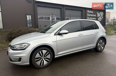 Хэтчбек Volkswagen e-Golf 2018 в Ковеле